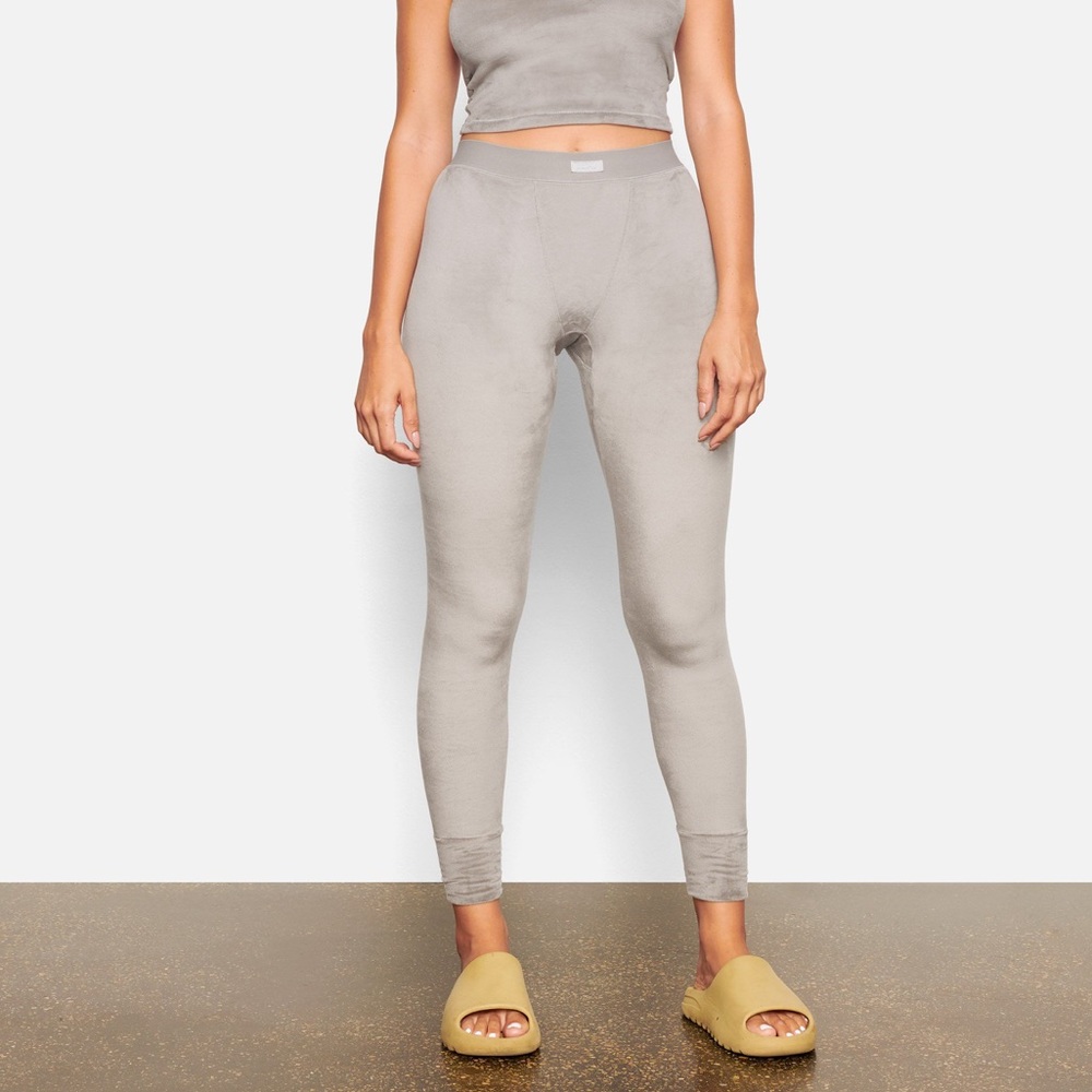 NWOT Skims Velour Legging Medium Gunmetal Gray